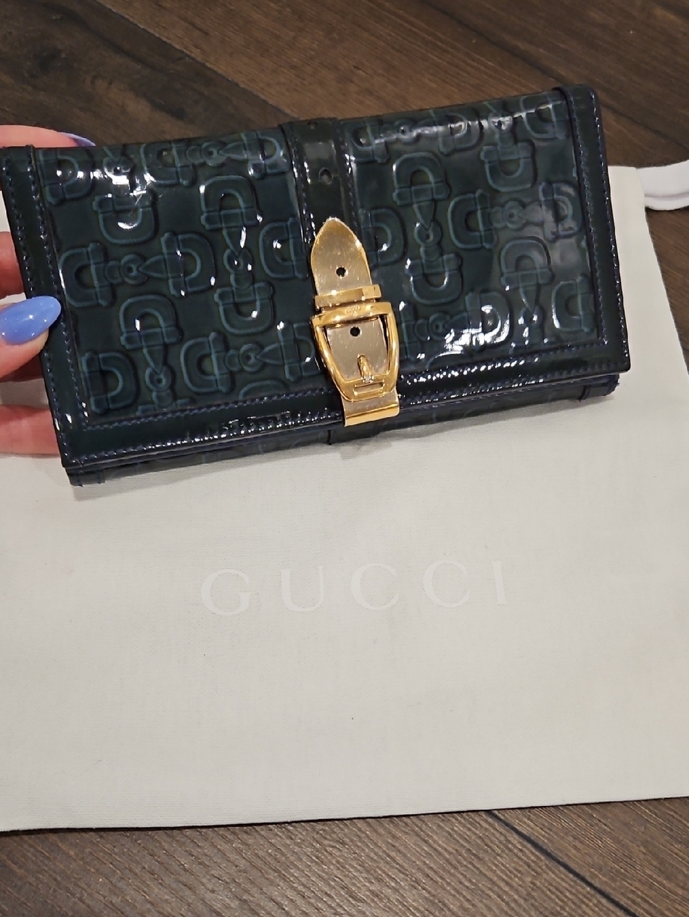 GUCCI Patent Horsebit Long Wallet – Rare Dark Green Embossed Leather + Dust Bag